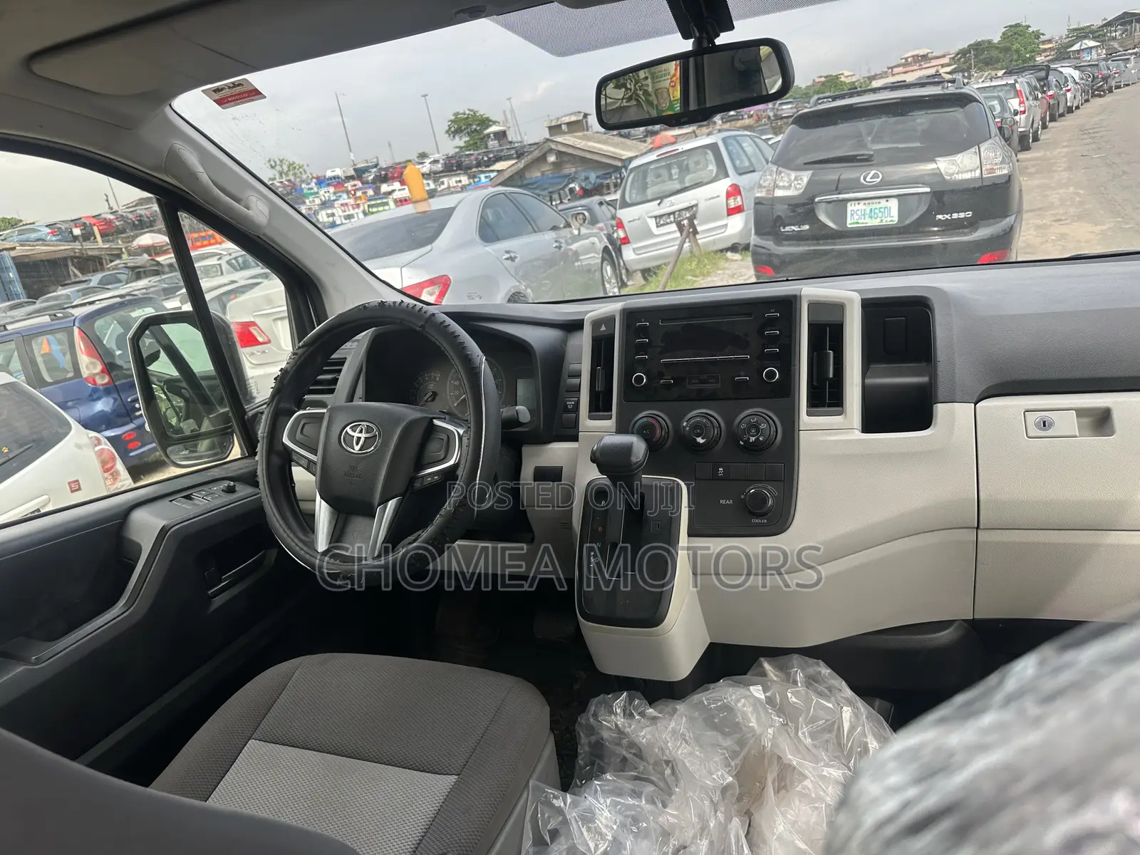 Toyota HiAce 2023 White