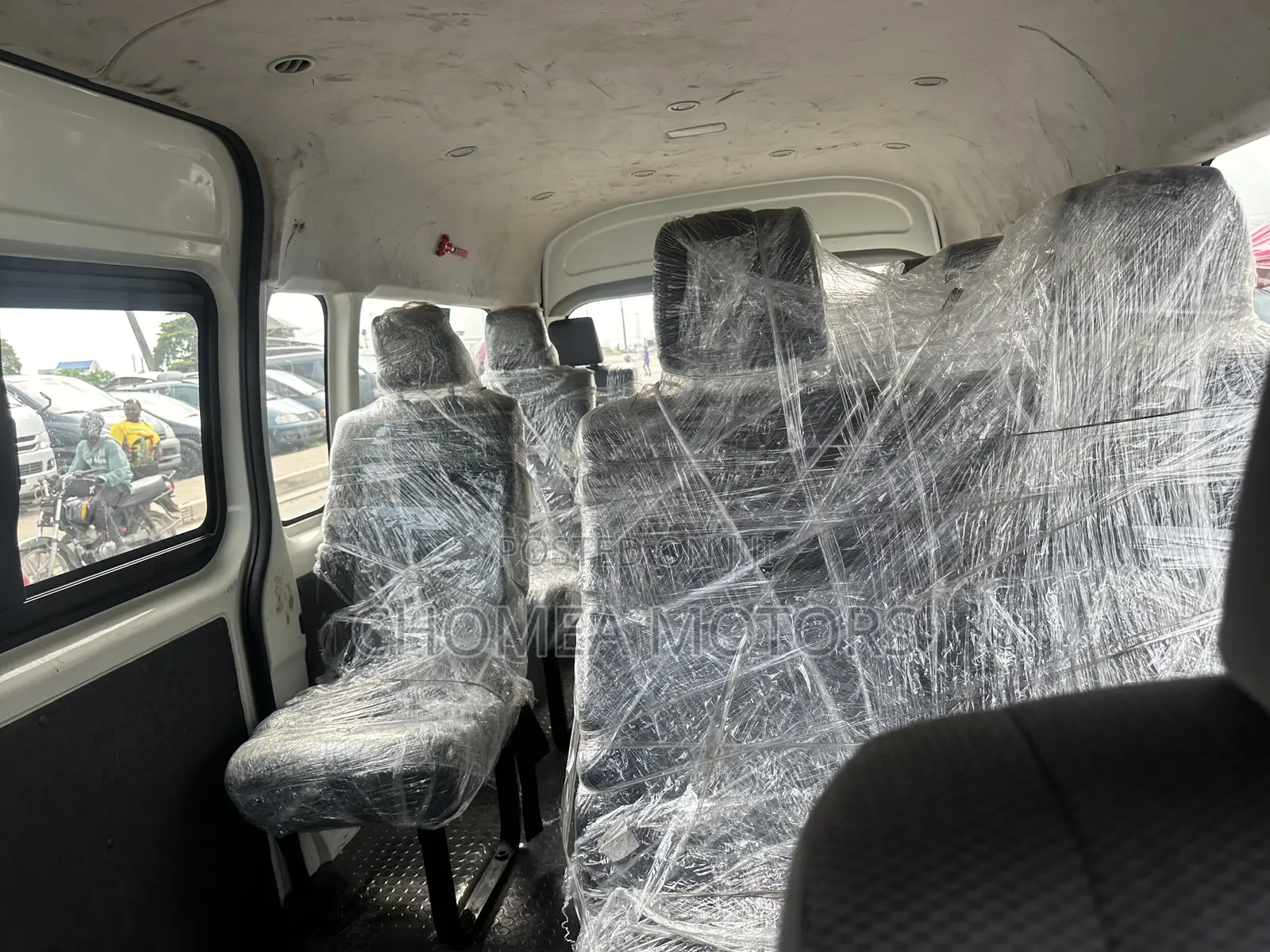 Toyota HiAce 2023 White