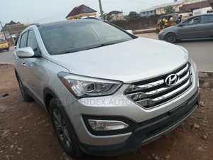 Hyundai Santa Fe 2014 Silver