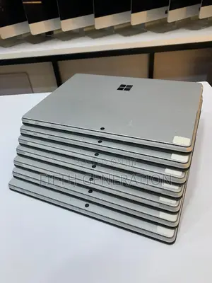 Laptop Microsoft Surface Pro 9 16GB Intel Core i7 SSD 512GB