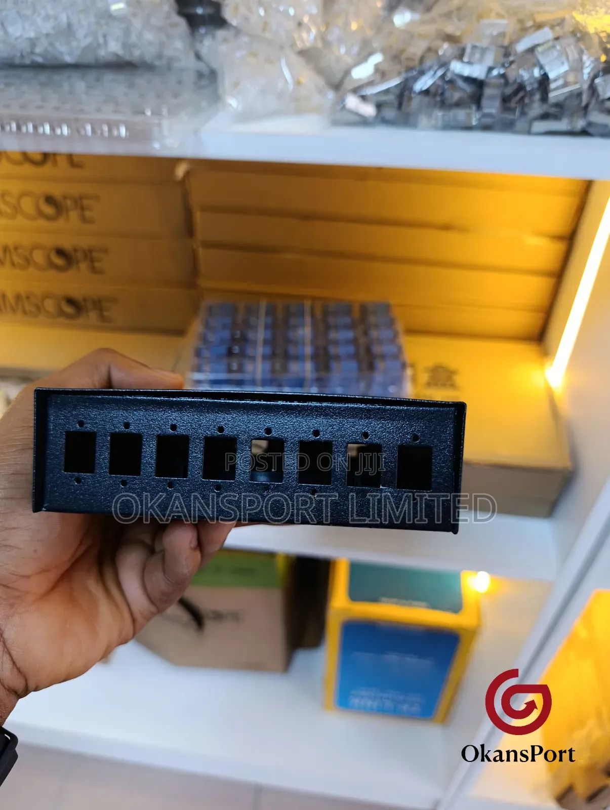 8-Port Fiber Optic Patch Panel Rack/Wall Mount Sc-Lc Adapter Enclosure