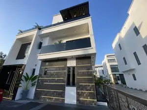 5bdrm Duplex in Kado for sale