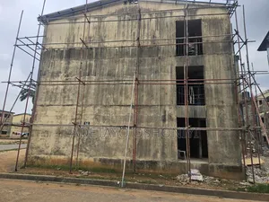 Scaffolding and Hoarding