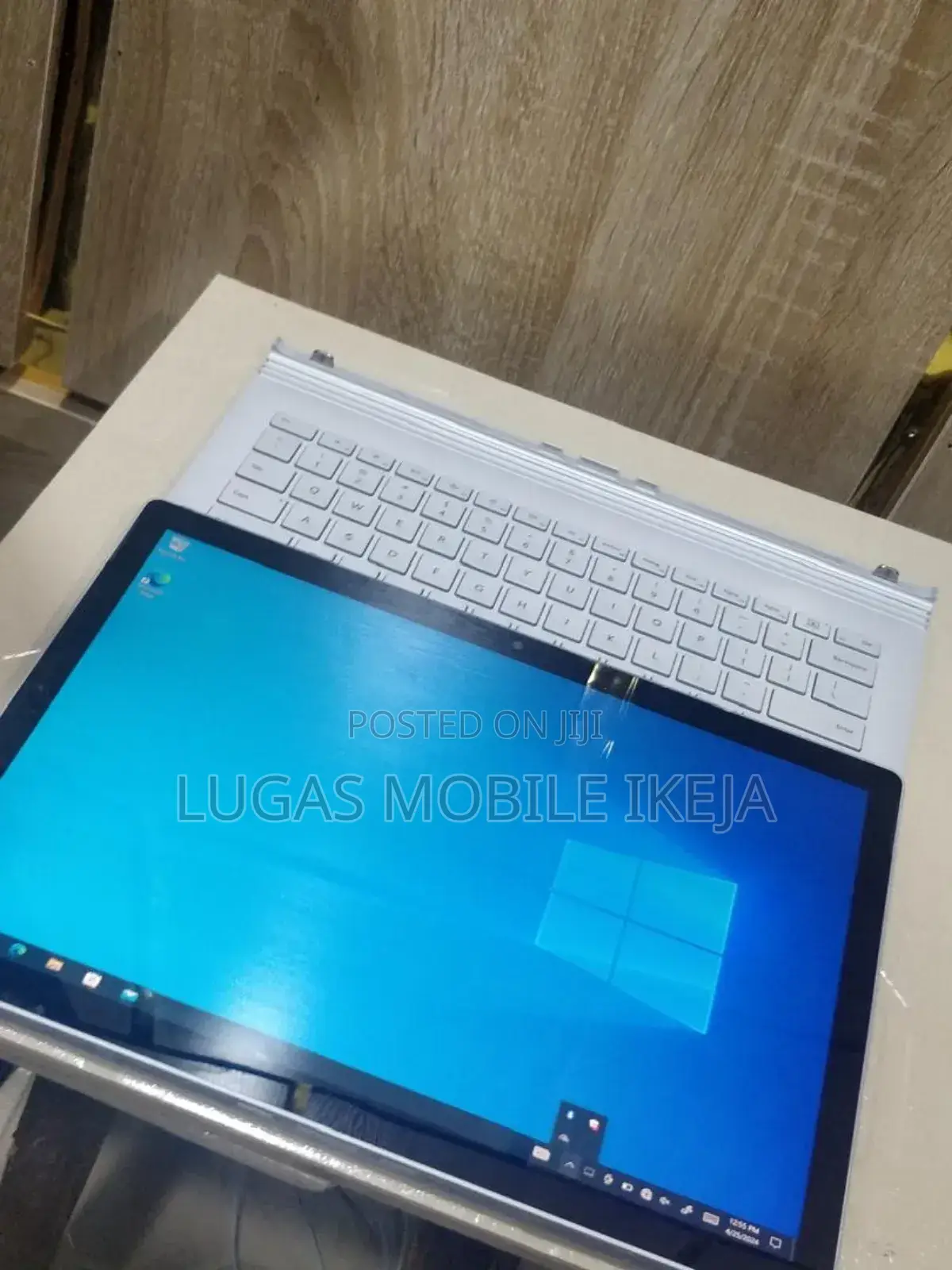Laptop Microsoft Surface Book 2 8GB Intel Core I7 SSHD+SSD 256GB