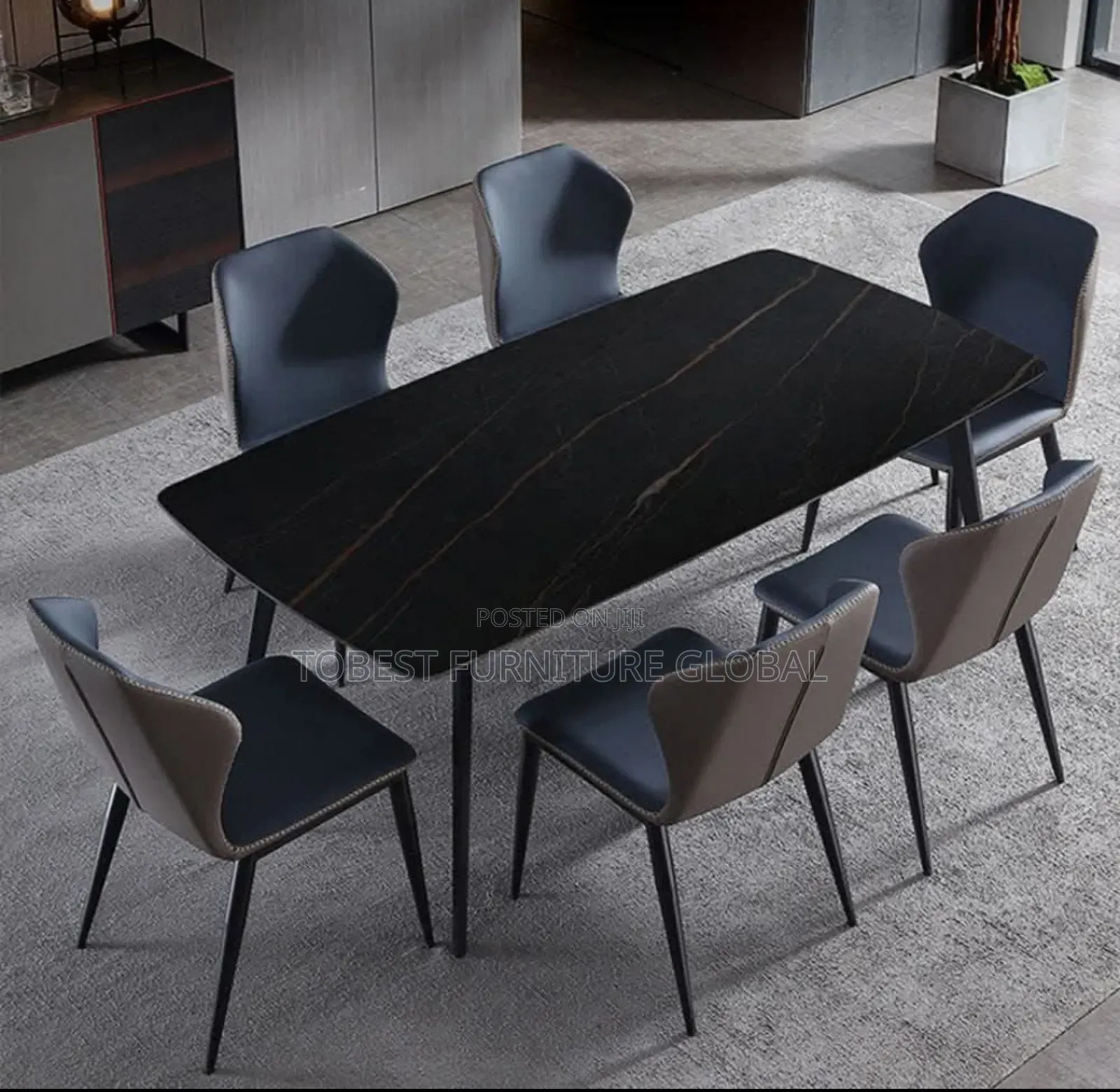 English 6 Sitters Dining Table and Chairs
