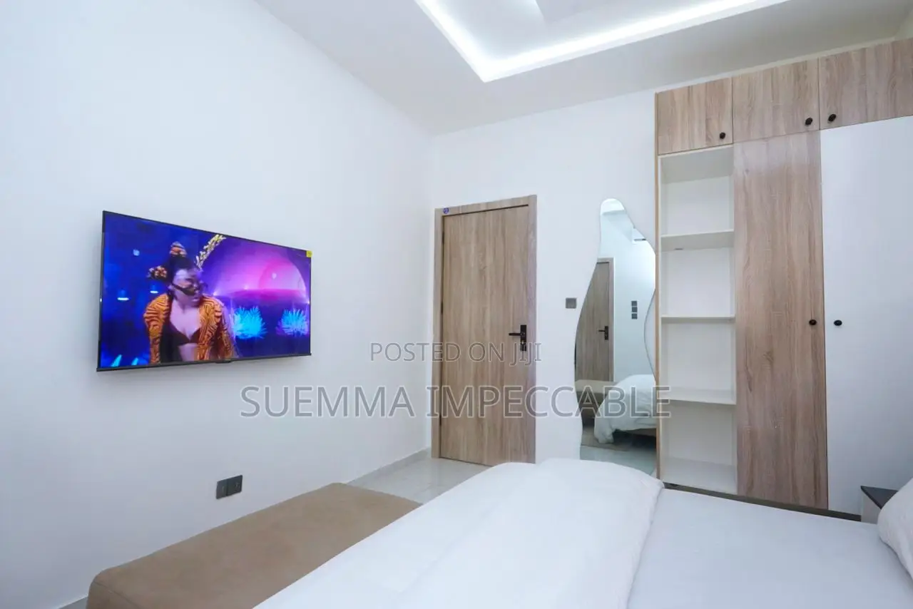 Luxurious 2 Bedroom Shortlet