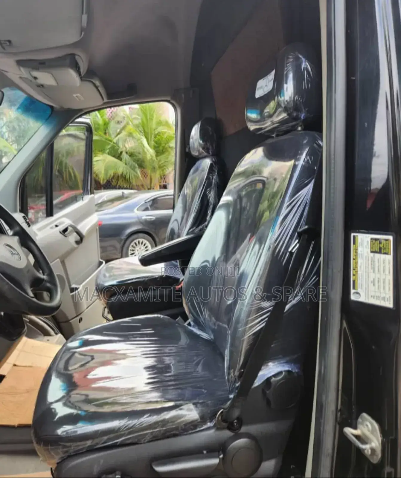 Mercedes-Benz Sprinter 2013 Black