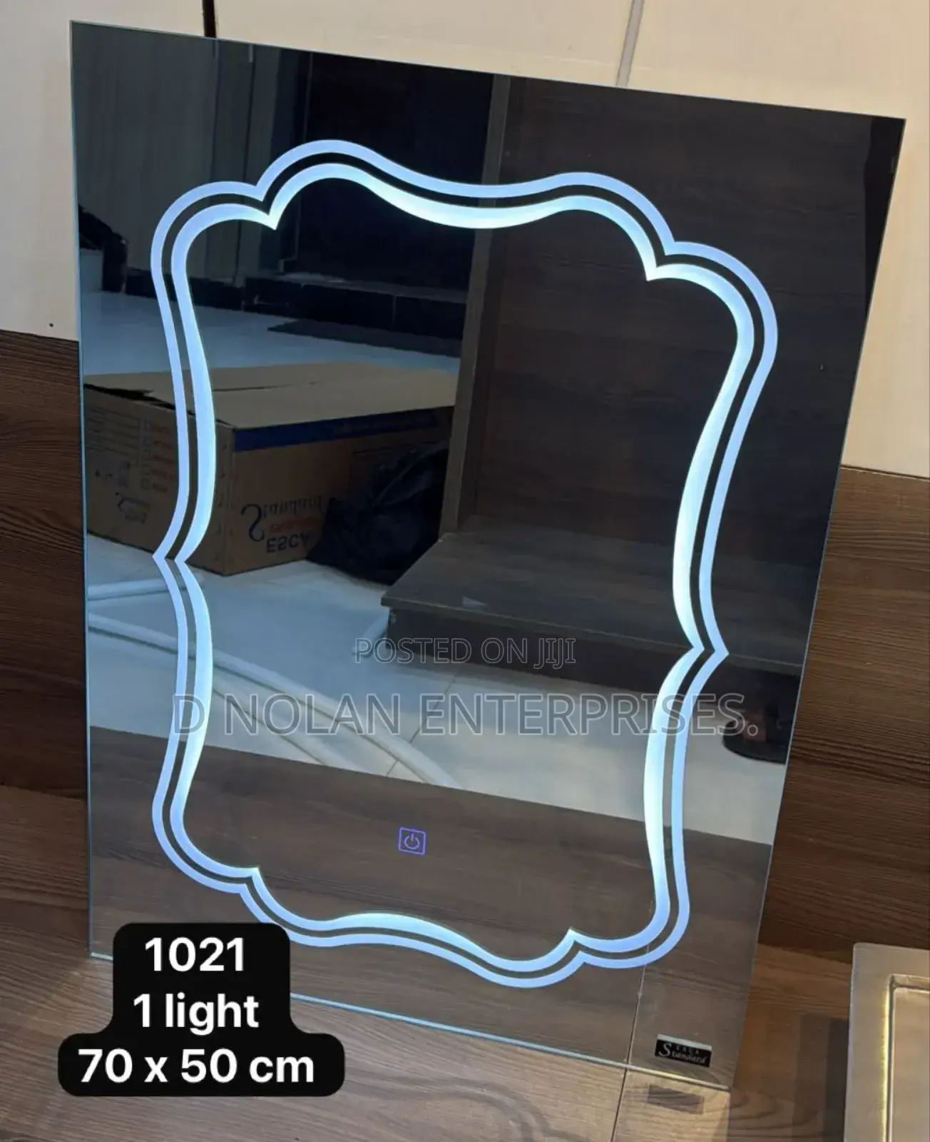 70x50 Square And Round Mirror