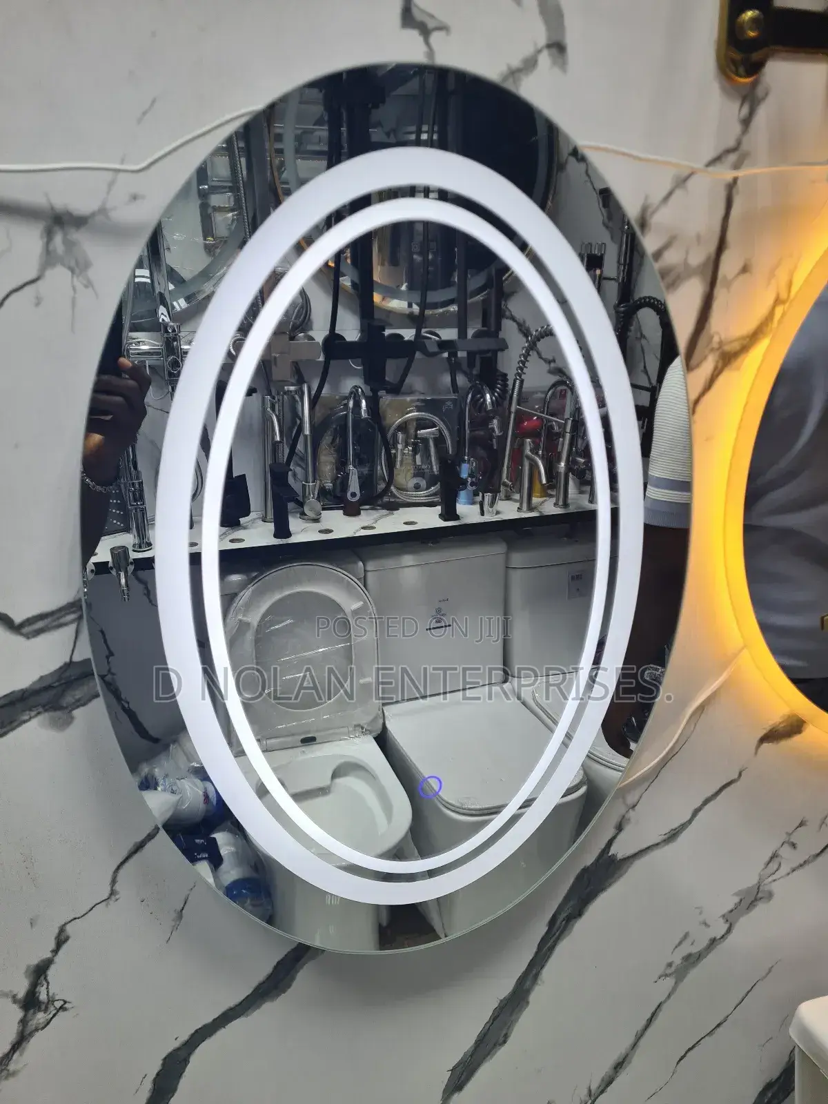 70x50 Square And Round Mirror