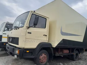 Mercedes Truck 814 Cover Body