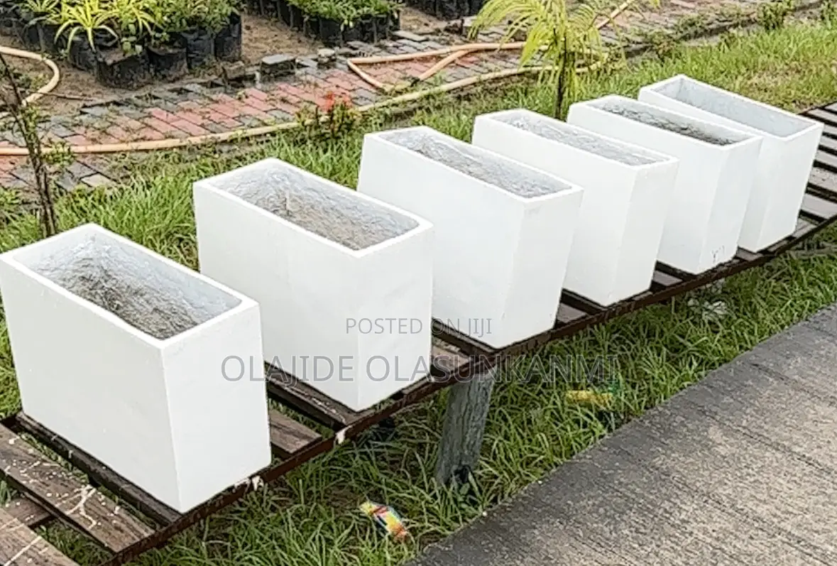 Premium Rectangular Flower Vases