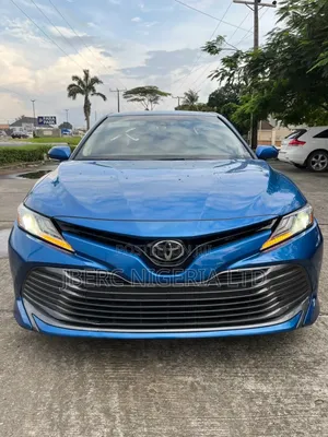 Toyota Camry 2021 Blue