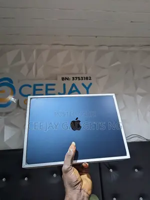 Laptop Apple MacBook Air 2025 M4 13-Inch 16GB Apple M4 SSD 256GB