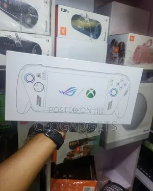 Asus Rog Xbox Ally 7” 1080p 120hz Gaming Handheld