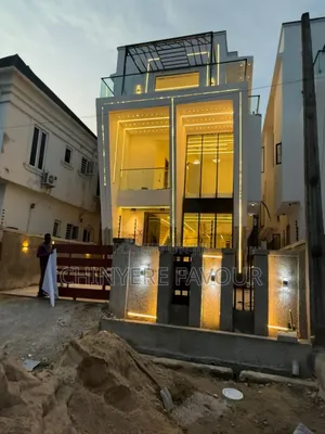 Furnished 4bdrm House in De White Lion, Lekki for sale