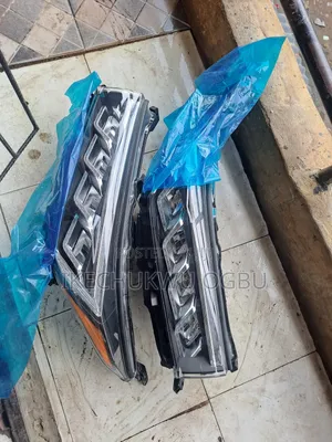 Headlamp Toyota Highlander 2018 Model, Four Touch