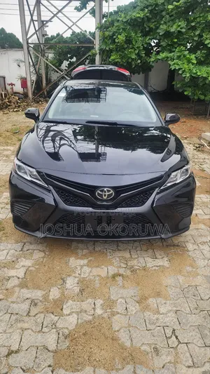 Toyota Camry SE (2.5L 4cyl 8A) 2019 Black