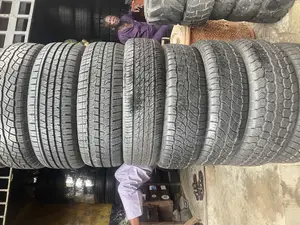 Tire 215/ 65/16