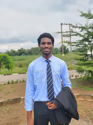 Social Media Strategist and Graphics Designer