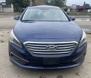 Hyundai Sonata SE 2016 Blue