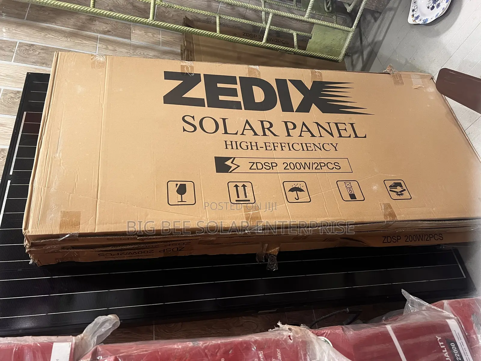 200w Zedix Solar Panel