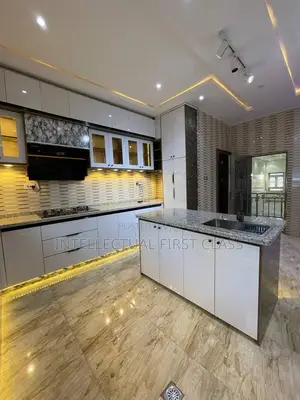 Luxury Kitchen Cabinets