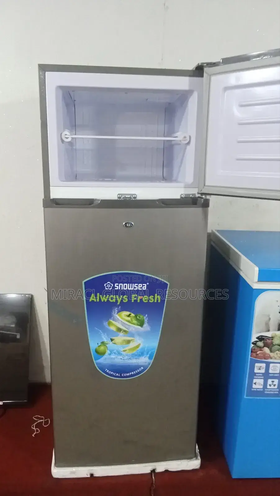 Snowsea Refrigerator 298l