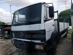 Mercedes 814 Truck 20fit Length 2007 Model