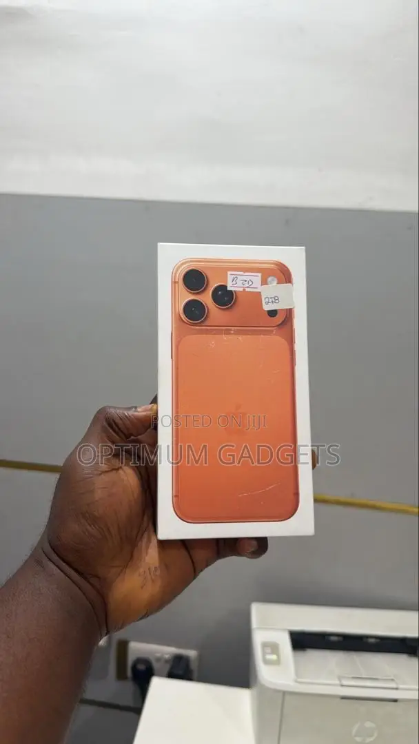 New Apple iPhone 17 Pro Max 2 TB Orange
