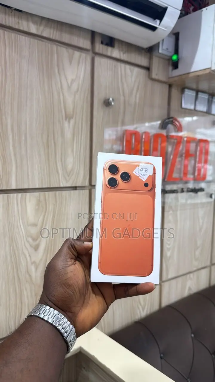 New Apple iPhone 17 Pro Max 2 TB Orange