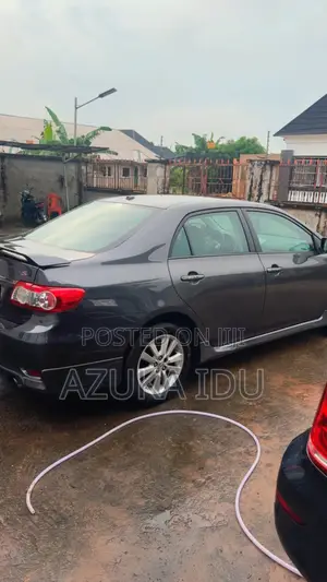 Toyota Corolla 2013 Gray