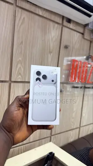 New Apple iPhone 17 Pro 1 TB White