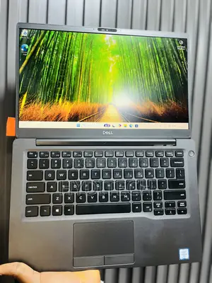 Laptop Dell Latitude 7400 8GB Intel Core i5 SSD 256GB