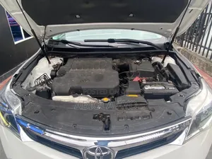 Toyota Avalon 2014 White