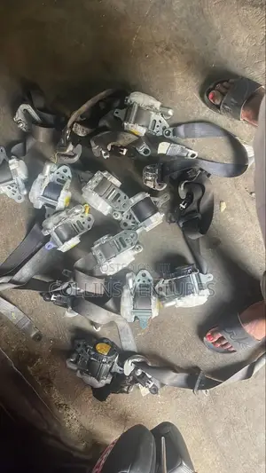 All Kinds of Toyota Seatbelt Available