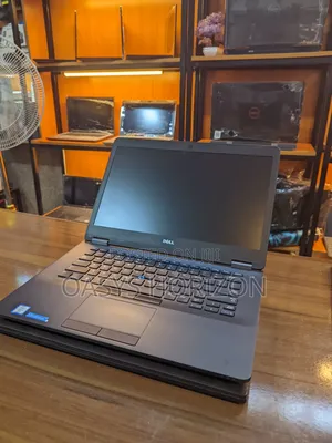 Laptop Dell Latitude E7470 8GB Intel Core I5 SSD 256GB