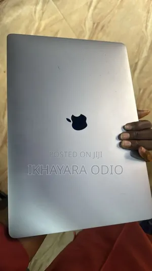Laptop Apple MacBook Pro 2019 32GB Intel Core i9 SSD 512GB