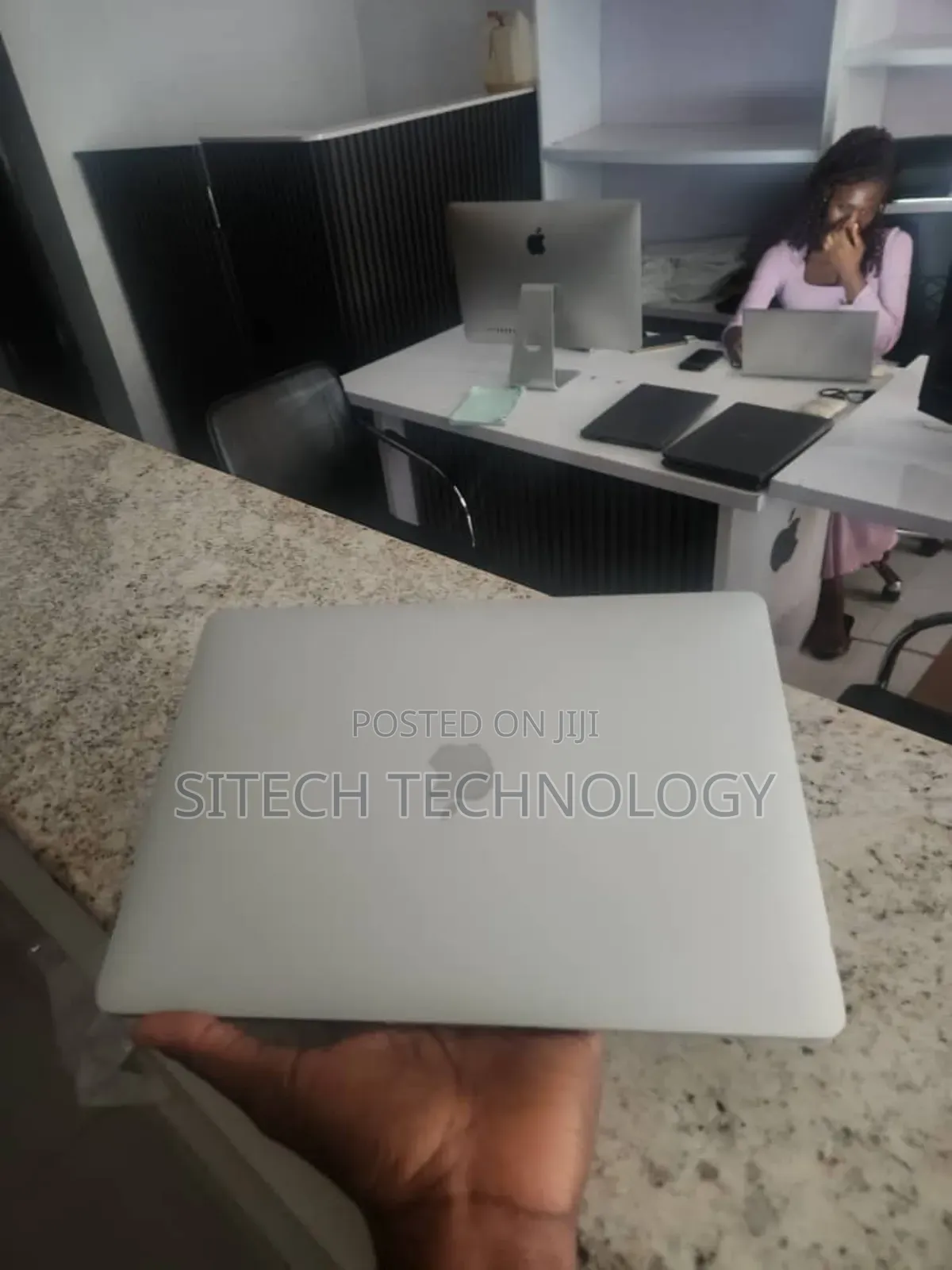 Laptop Apple MacBook Pro 2017 8GB Intel Core I5 SSD 256GB