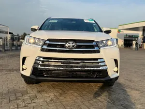 Toyota Highlander XLE 4dr SUV (3.5L 6cyl 6A) 2015 Off white