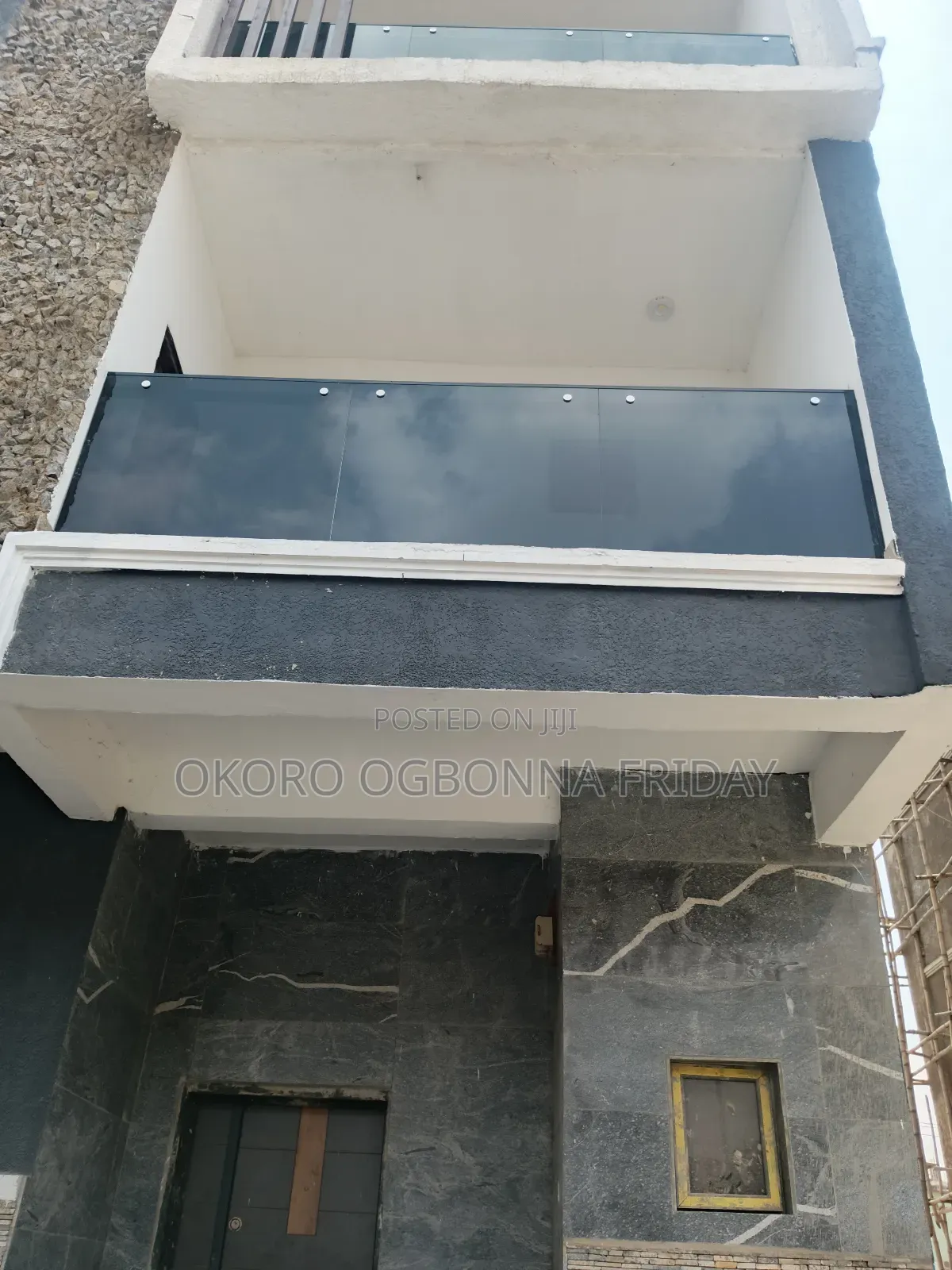 Trans Balcony Glass