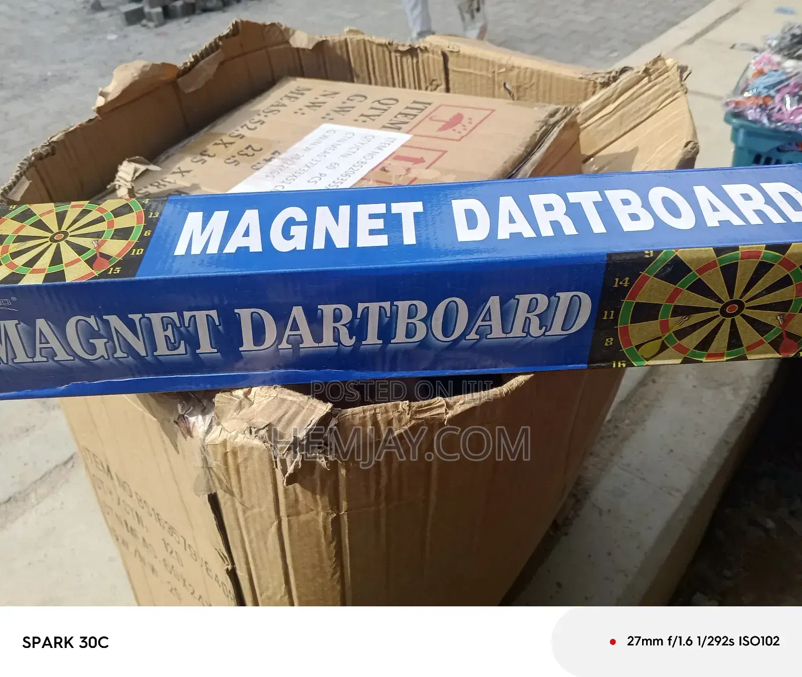 Quality Magnetic Dart Board.