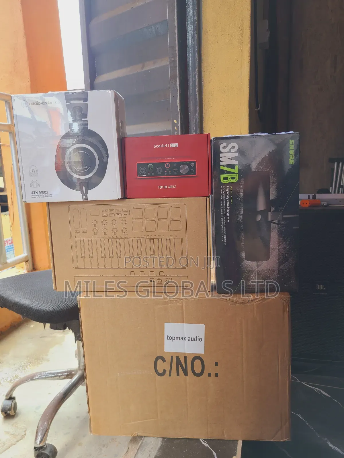 Sm7b Focusrite 2i2 Bundle