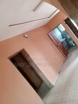 2bdrm Block of Flats in Emmanuel Garden, Alakia for rent