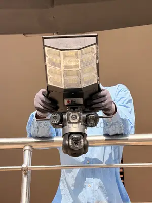 Solar Street Light 400w + 4g 3 Lens Solar Camera 2 in 1