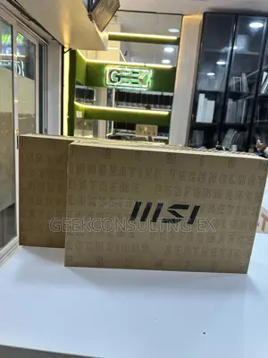 New Laptop MSI Katana 15 16GB Intel Core i7 SSD 1T