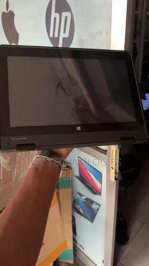 Laptop Lenovo IdeaPad Yoga 11 4GB Intel Celeron HDD 320GB