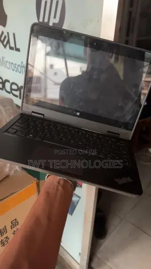 Laptop Lenovo IdeaPad Yoga 11 4GB Intel Celeron HDD 320GB