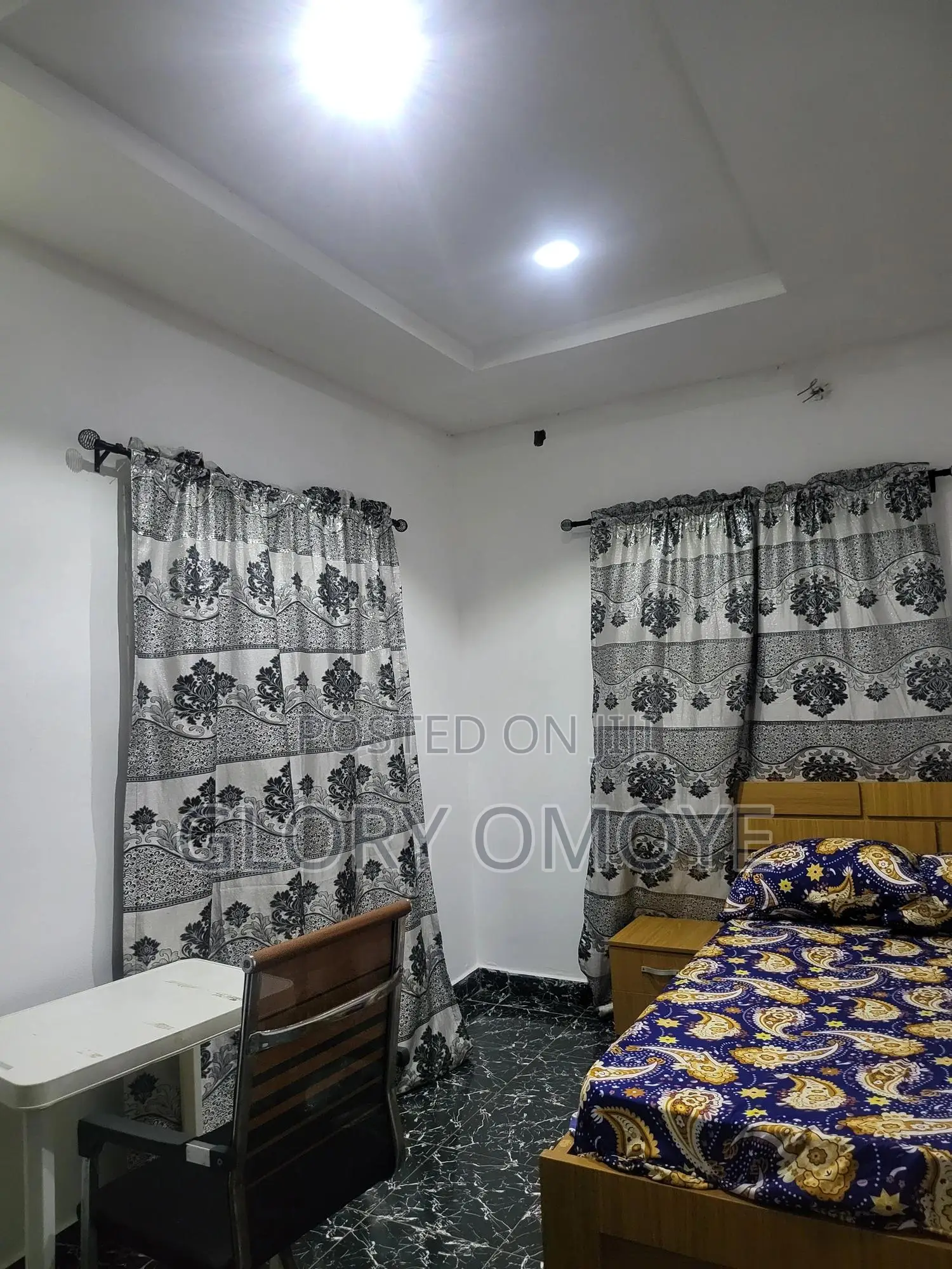 A Room in a Duplex Available for Shortlet