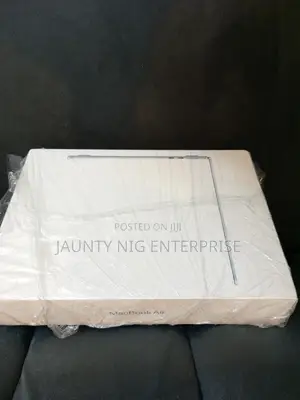 New Laptop Apple MacBook Air 24GB Apple M4 SSD 512GB