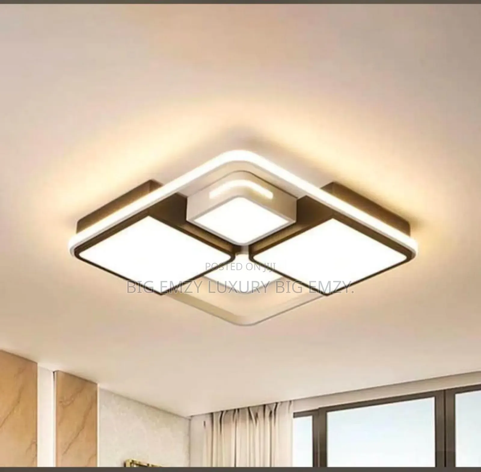 Luxurious Living Room Ceiling Fitting Light.